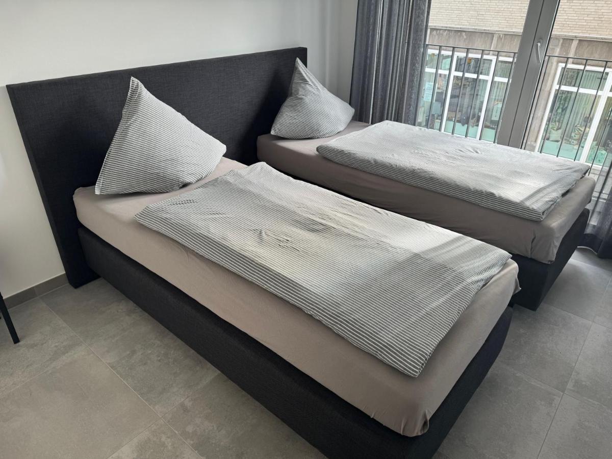 Rathausplatz Residenz Apartment Ubach-Palenberg Bagian luar foto