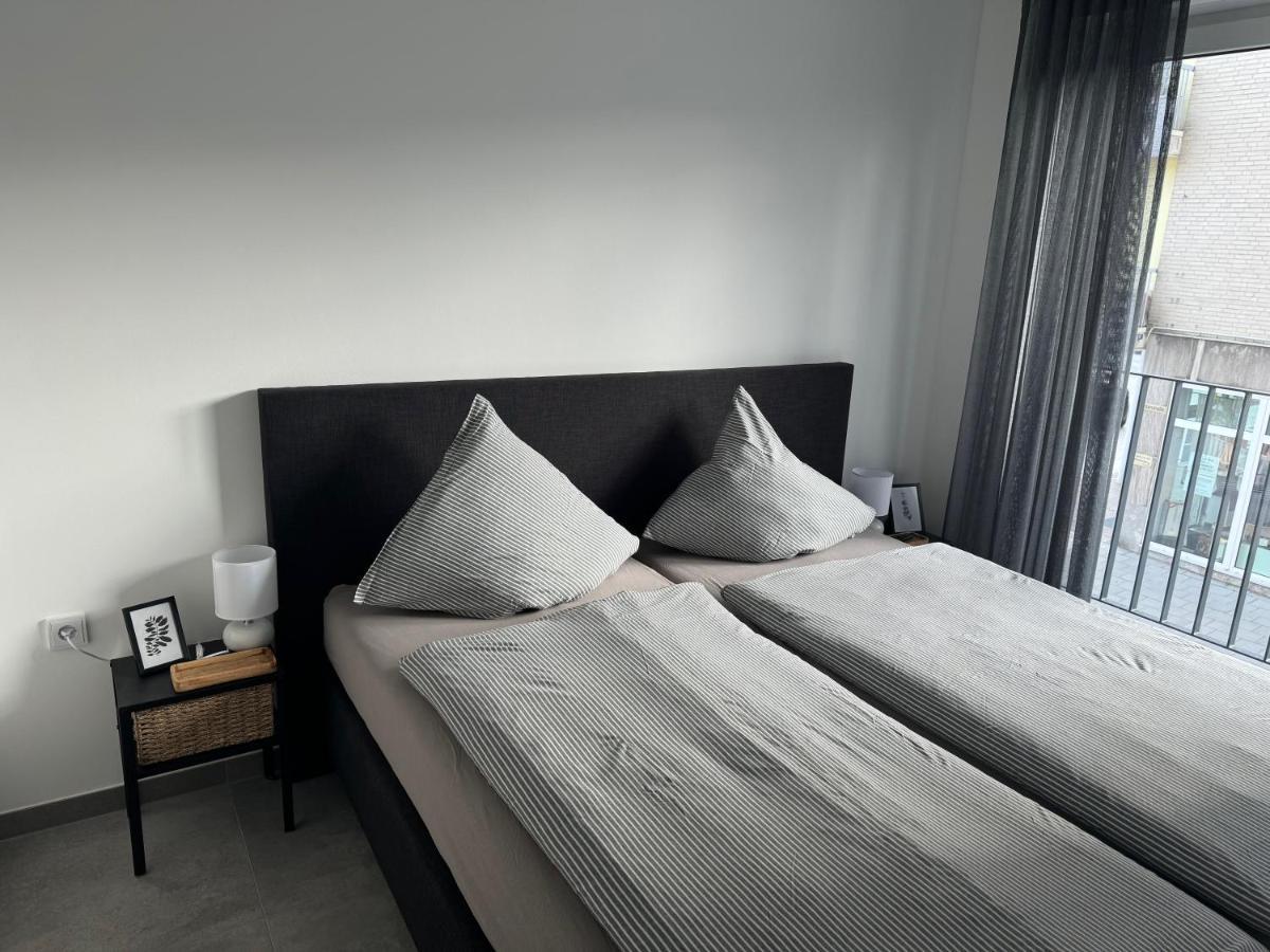 Rathausplatz Residenz Apartment Ubach-Palenberg Bagian luar foto